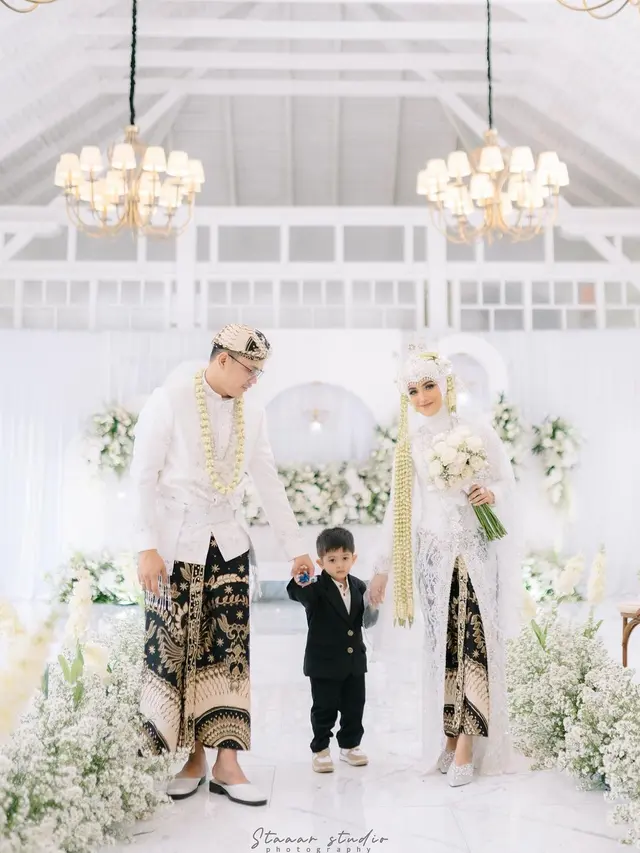 7 Potret Transformasi Nadya Mustika, Pernah Dititipkan 10 Tahun di Panti Asuhan
