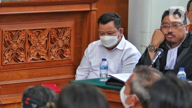 Sidang Ricky Rizal dan Kuat Ma ruf