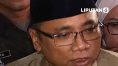 Eks Menag Yaqut Cholil Qoumas memenuhi pemanggilan Komisi Pemberantasan Korupsi (KPK) hari ini, Jumat (30/1). Ini adalah kali pertama, Yaqut hadir kembali ke KPK dengan status hukumnya sebagai tersangka dalam kasus korupsi kuota haji.

Namun hari ini, Yaqut mengaku dipanggil bukan untuk diperiksa...