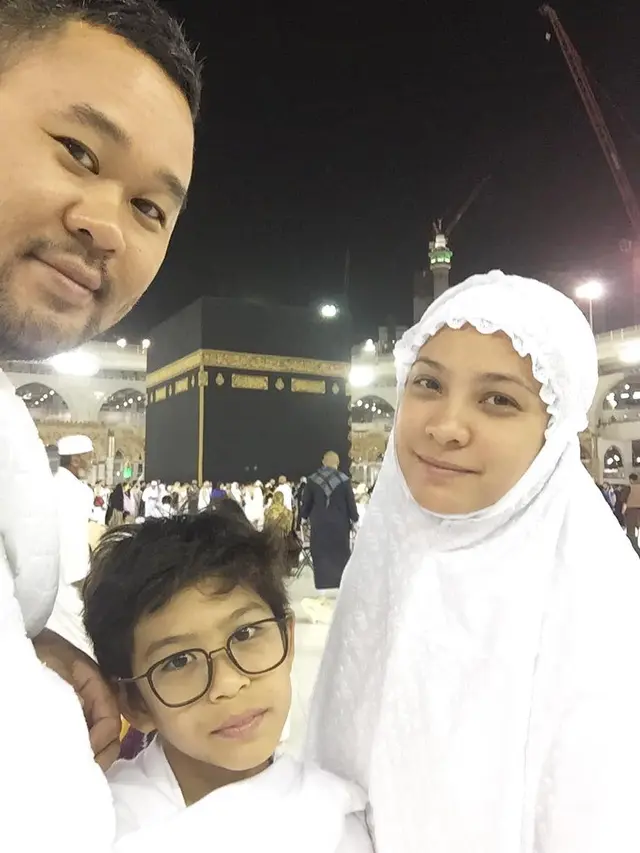 Ajukan Isbat Nikah, Ini 6 Potret Mesra Rachel Maryam dan Suami yang Jarang Tersorot
