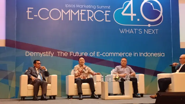 Asyiknya Belanja Online dan Offline dalam E-commerce 4.0