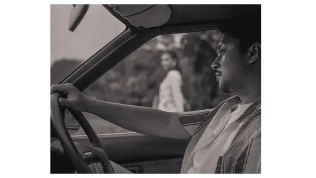 7 Gaya Pemotretan Mikha Tambayong dan Deva Mahenra, Bak Prewedding