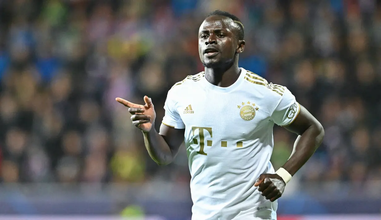 Pemain timnas Senelgal tersebut menandatangani kontrak empat tahun, kata Al-Nassr dalam pernyataan resmi lewat akun Twitter mereka. (AFP/Joe Klamar)