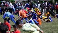 Keseruan Murid SD Mengikuti Beragam Permainan Tradisional