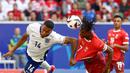 Pemenang laga perempat final Euro 2024 antara Inggris dan Swiss harus ditentukan lewat babak adu penalti. (KENZO TRIBOUILLARD/AFP)