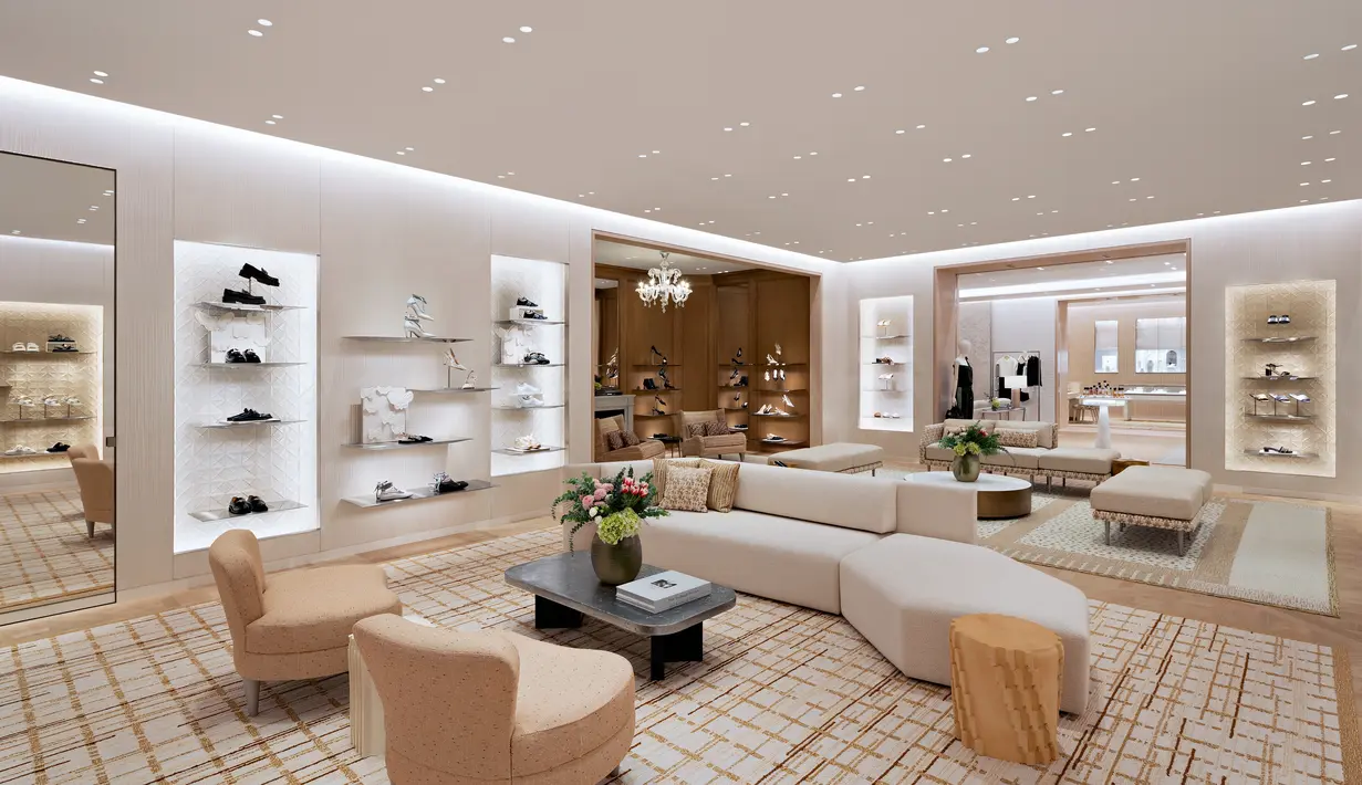 Semua furniture dikurasi dengan penuh kehati-hatian. Salah satunya adalah coffee table apik yang dibuat oleh seniman asal Belgia.  [ Foto: dok Dior ]