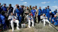 Tiga astronot berhasil mendarat di bumi usai bertugas di luar angkasa (Sumber: Venture Beat)