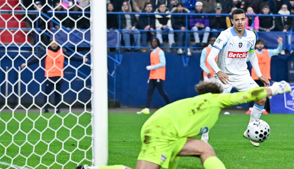 Kemenangan besar ini terjadi pada Rabu, 14 Januari 2026. Marseille tampil dominan menghadapi lawan dari divisi keenam tanpa memberi celah perlawanan berarti. (AFP/Lou Benoist)