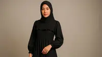 7 Model Gamis Hitam Lengan Balon yang Lagi Trend, Bikin Tampilan Elegan dan Berkelas