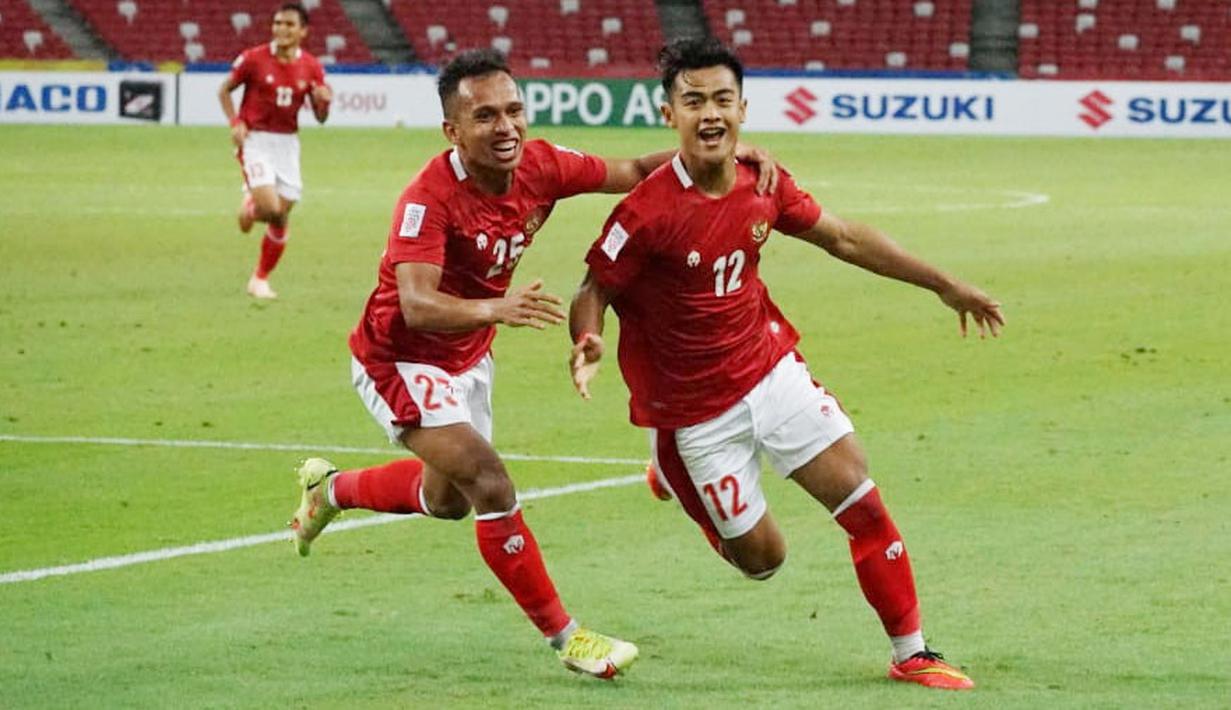 Pratama Arahan - Pemain muda terbaik Piala AFF 2020 ini menempati posisi teratas sebagai penggawa timnas yang layak berkarier di luar negeri. Bek PSIS Semarang ini mampu tampil sama baiknya saat bertahan maupun menyerang. Total dua gol dan dua assist ia bukukan di Piala AFF 2020. (Dok PSSI)