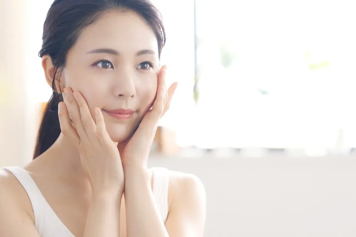 Rahasia Ciptakan Muka Glass Skin ala Selebriti Korea, Coba Sekarang!