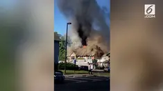 Sebuah helikopter jatuh dan menimpa sebuah rumah di Virginia. Satu orang tewas dalam insiden ini.