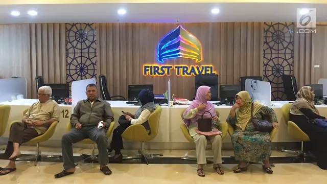 Calon Jemaah Umrah Serbu Kantor First Travel
