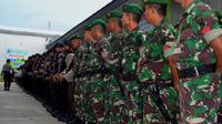 Kepolisian dibantu TNI melakukan pengamanan berlapis pasca kerusuhan LP Bentiring Bengkulu pasca kerusuhan pada kamis sore (Liputan6.com/Yuliardi Hardjo)