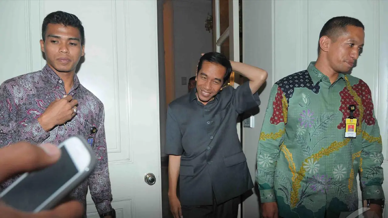 Jokowi Grogi Pakai Safari