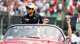 Keberhasilan Felipe Nasr merebut poin pada F1 GP Brasil membuatnya kini berada di urutan terdepan dalam antrian kursi Sauber. (AFP/Getty Images/Mark Thompson)