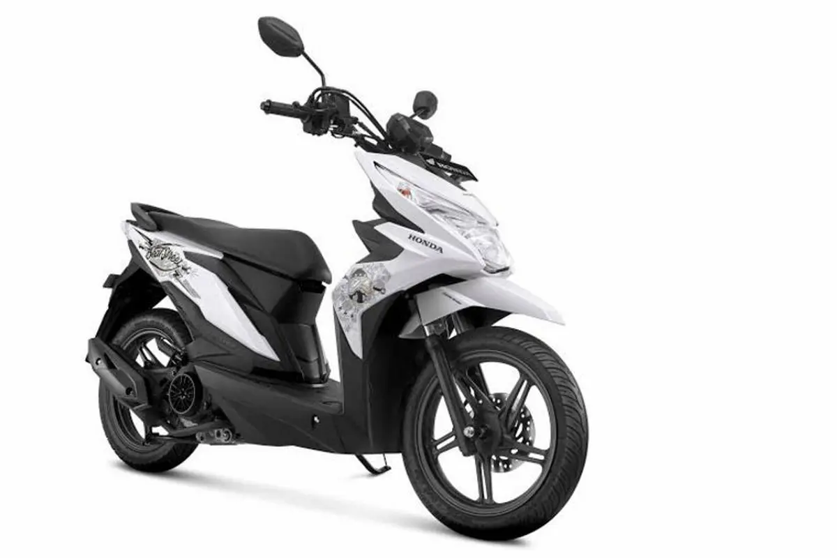 Honda Beat Street Putih