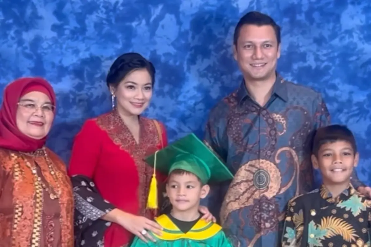 Gaya Anak Artis saat Wisuda 2024