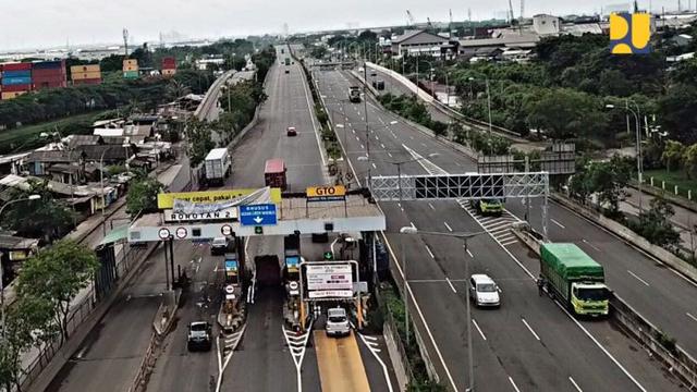 Integrasi tol JORR utamanya bertujuan meningkatkan standar pelayanan jalan tol seperti kemantapan jalan, kecepatan tempuh dan antrian transaksi tol. (Dok Kementerian PUPR)