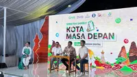 Grab-OVO Latih UMKM dan Driver Ojol Cirebon Pakai AI