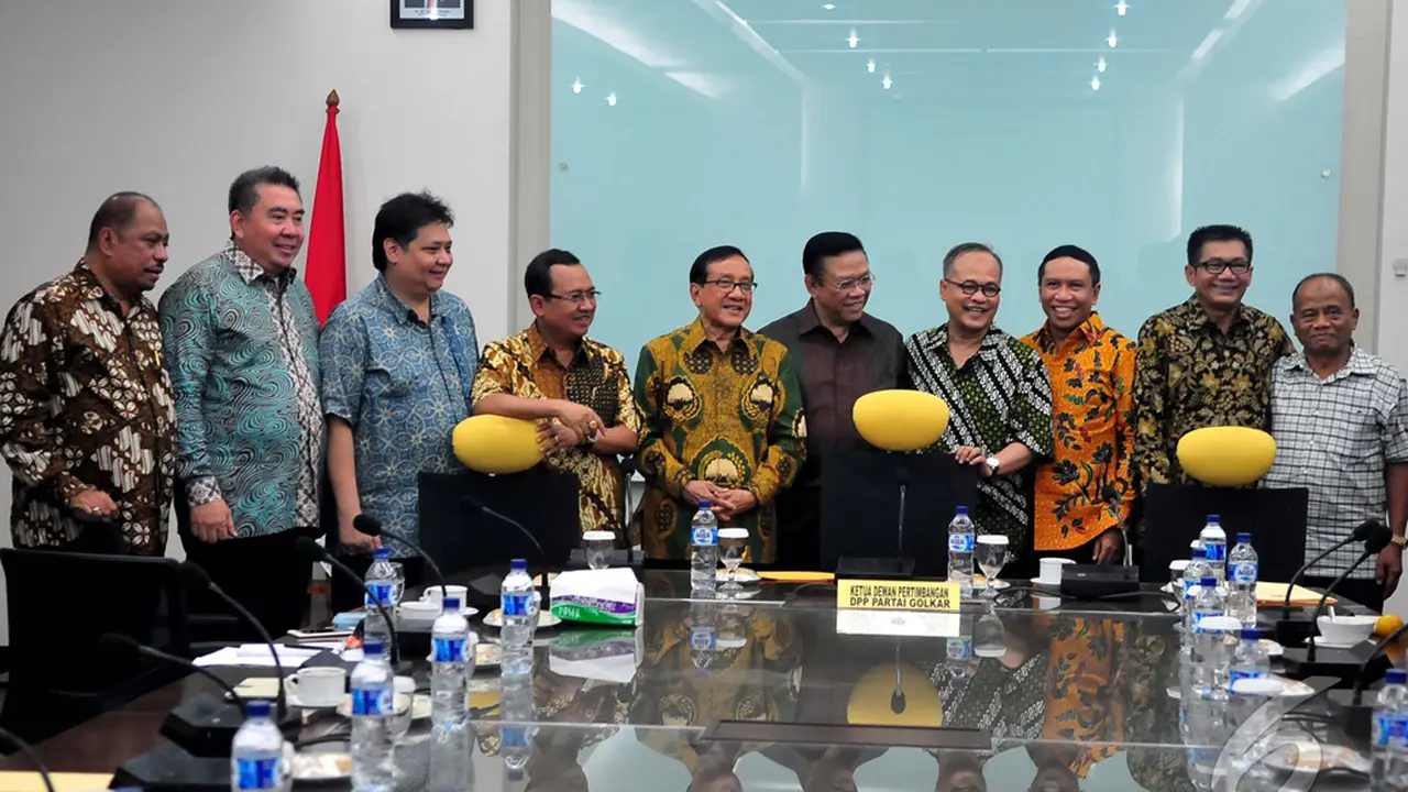 Calon Ketua Golkar Gelar Rapat Bareng Akbar Tanjung