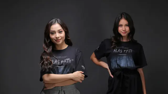 [Bintang] Nikita Willy dan Naomi Paulinda