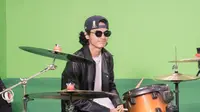 Vadel Badjideh Rekam Lagu Bareng Band Ternama di Tengah Kasus Lolly, Kado Buat Para Pembenci
