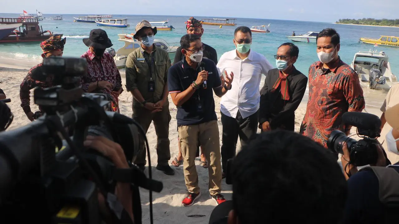 Menparekraf Sandi Siapkan 3,7 T untuk Pulihkan Pariwisata, NTB masuk Prioritas. (Foto: Liputan6.com/Hans Bahanan)