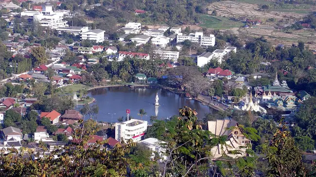 Mae Hong Son, suatu provinsi miskin di utara Thailand. (Sumber Wikimedia Commons)