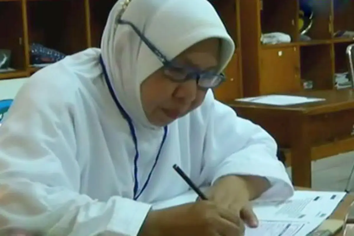 (lip6 Siang) Naskah Ujian
