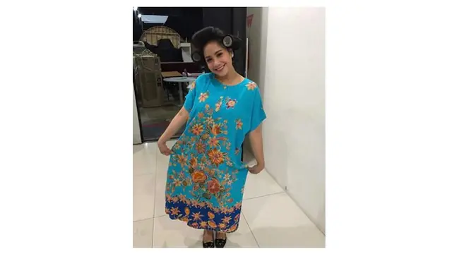 5 Potret Nagita Slavina saat Pakai Daster, Sederhana dan Natural