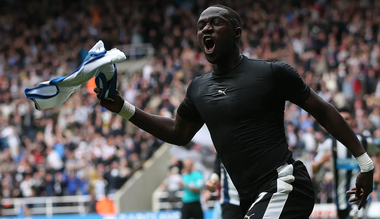 2. Moussa Sissoko, Juventus mengajukan dana 15 juta pounds untuk mendatangkan gelandang Newcastle ini ke Turin. Mirror mengabarkan jika The Magpies hanya akan melepas pria Prancis itu dengan mahar senilai 35 juta pounds. (AFP/Ian Macnicol)