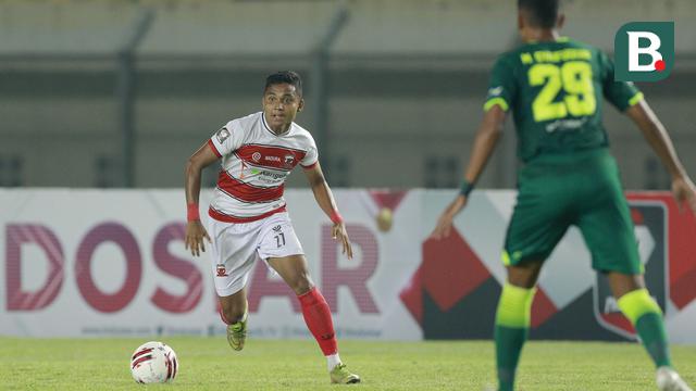 FOTO: Persebaya Raih Kemenangan kedua usai Tundukkan Madura United 2-1 - Fadilah Nur Rahman; Mokhamad Syaifuddin
