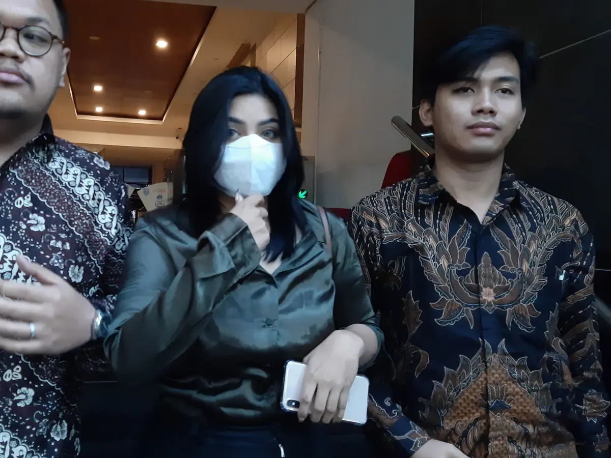 Polisi Akan Panggil Komedian Berinisal M, Pernah Beli Video Dea OnlyFans -  News Liputan6.com