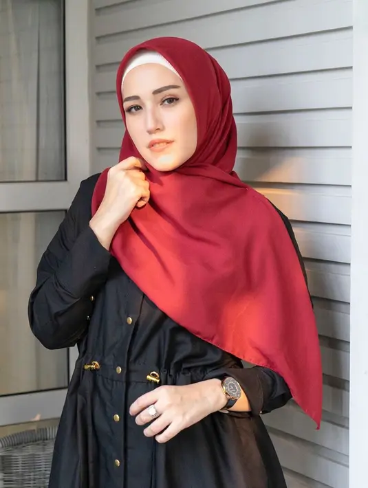 Dalam kolom komentar di akun Instagram miliknya, Adelia sering mendapat pujian dari warganet karena kecantikannya. (Liputan6.com/adeliapasha)