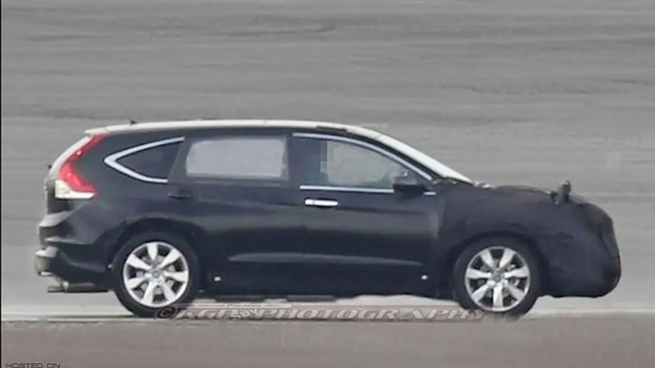 Honda CR-V Terbaru Berfitur Tujuh Penumpang