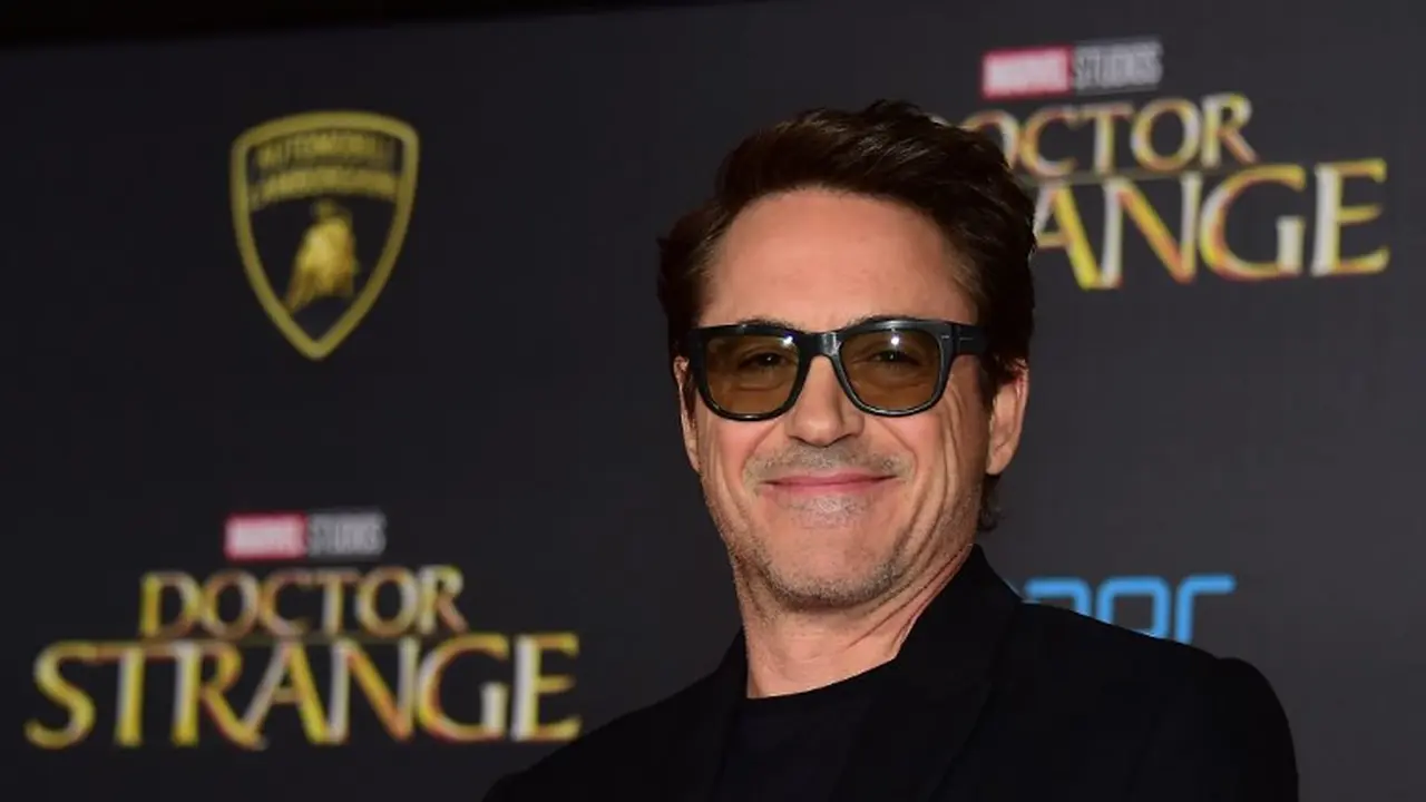 [Bintang] Robert Downey Jr