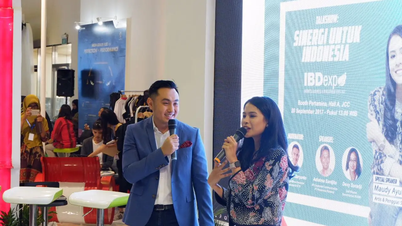 Maudy Ayunda sebagai Perwakilan Generasi Millenial pada Talkshow Pertamina di IBD Expo.