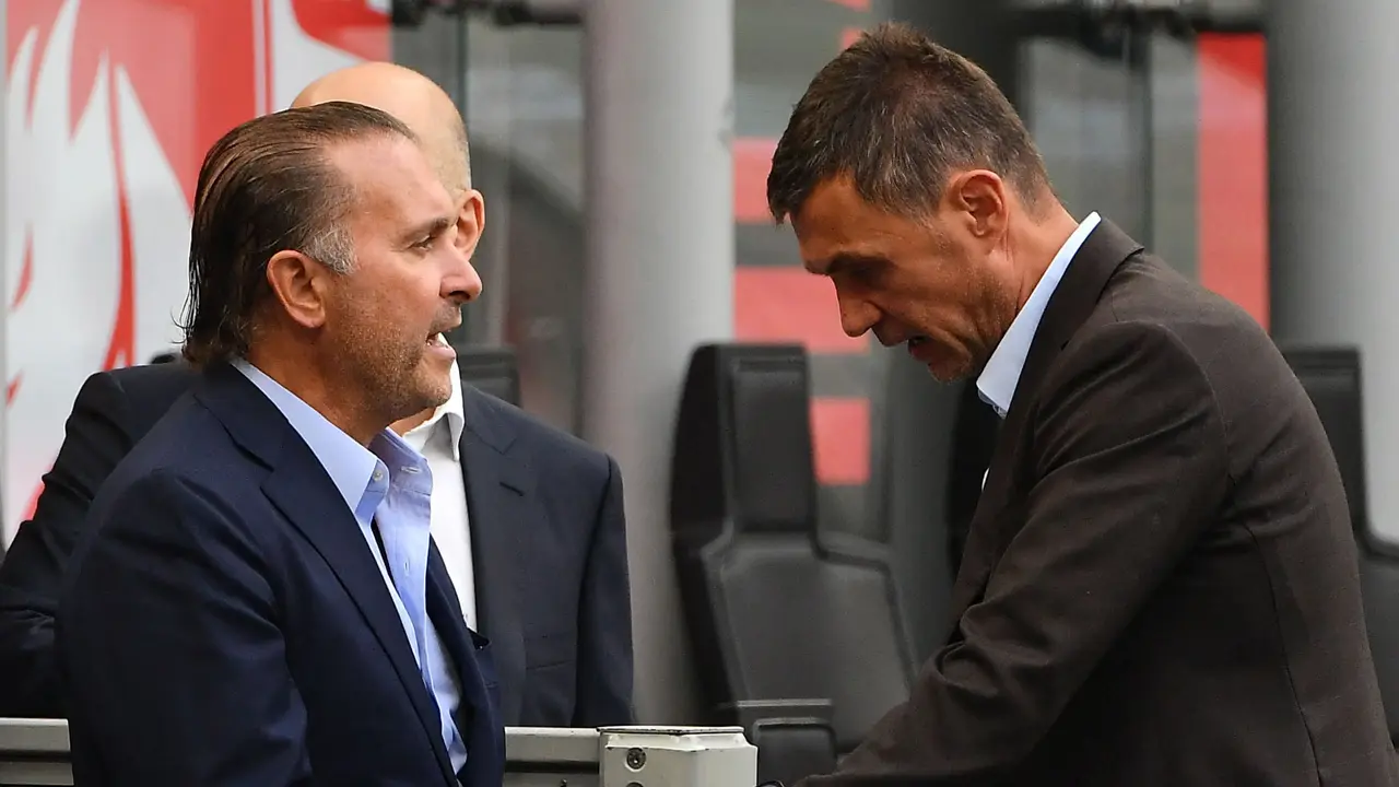Foto: Deretan Momen Paolo Maldini Bersama AC Milan sebelum Didepak oleh Sang Pemilik Rossoneri