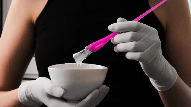 Jangan Sampai Salah, Ini 3 Tips Memilih Pewarna Rambut yang Tepat dan Benar