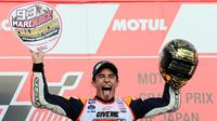 Pebalap Repsol Honda, Marc Marquez, menyegel titel juara dunia MotOGP 2016 di Sirkuit Motegi, Jepang, Minggu (16/10/2016). (EPA/Kimimasa Mayama)