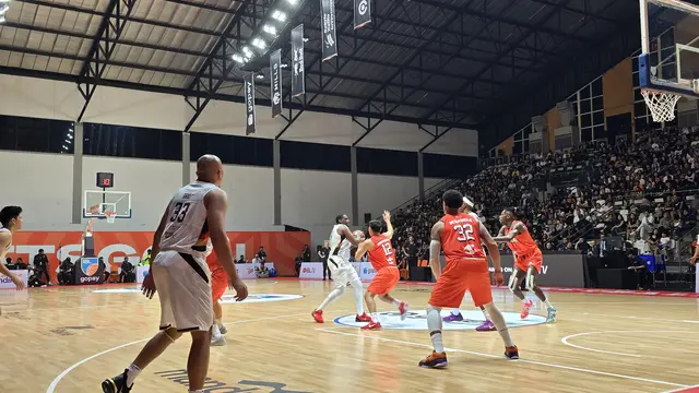 Pelita Jaya vs Dewa United