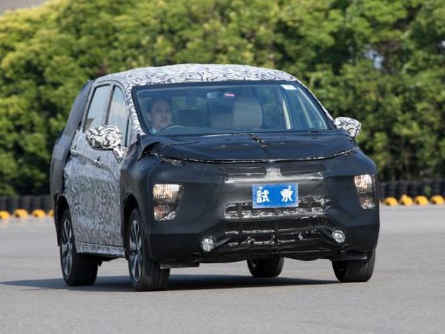 small mpv mitsubishi