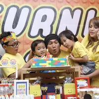 Anji eks personel Drive merayakan ulang tahun anaknya (Galih W. Satria/Bintang.com)