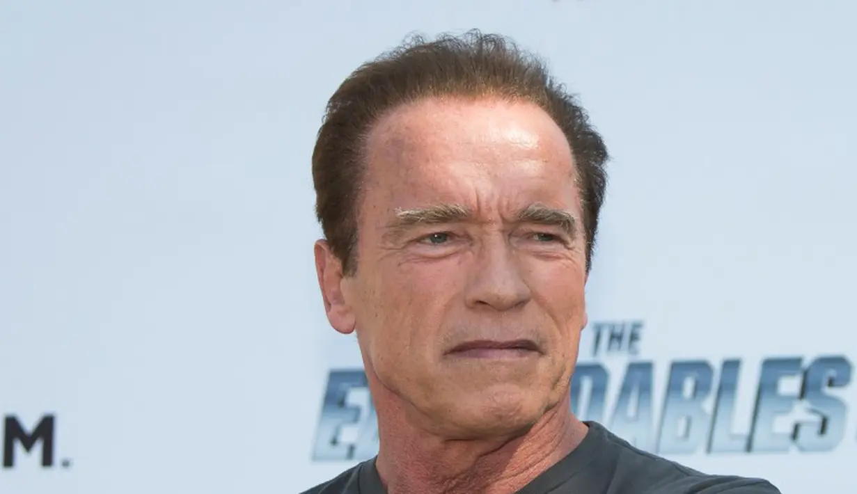  Jumat (28/8/2015) situs MSMBC menerbitkan berita kematian aktor Arnold Schwarzenegger. (Bintang /EPA)