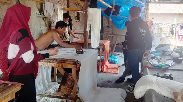 Transformasi Zialova Batik sebagai Produsen Fashion Lokal Favorit di Pekalongan Berkat KUR BRI