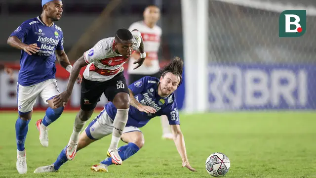Foto: Jatuh Bangun Persib Bandung Pertahankan Keunggulan dari Madura United di Pekan ke-15 BRI Liga 1