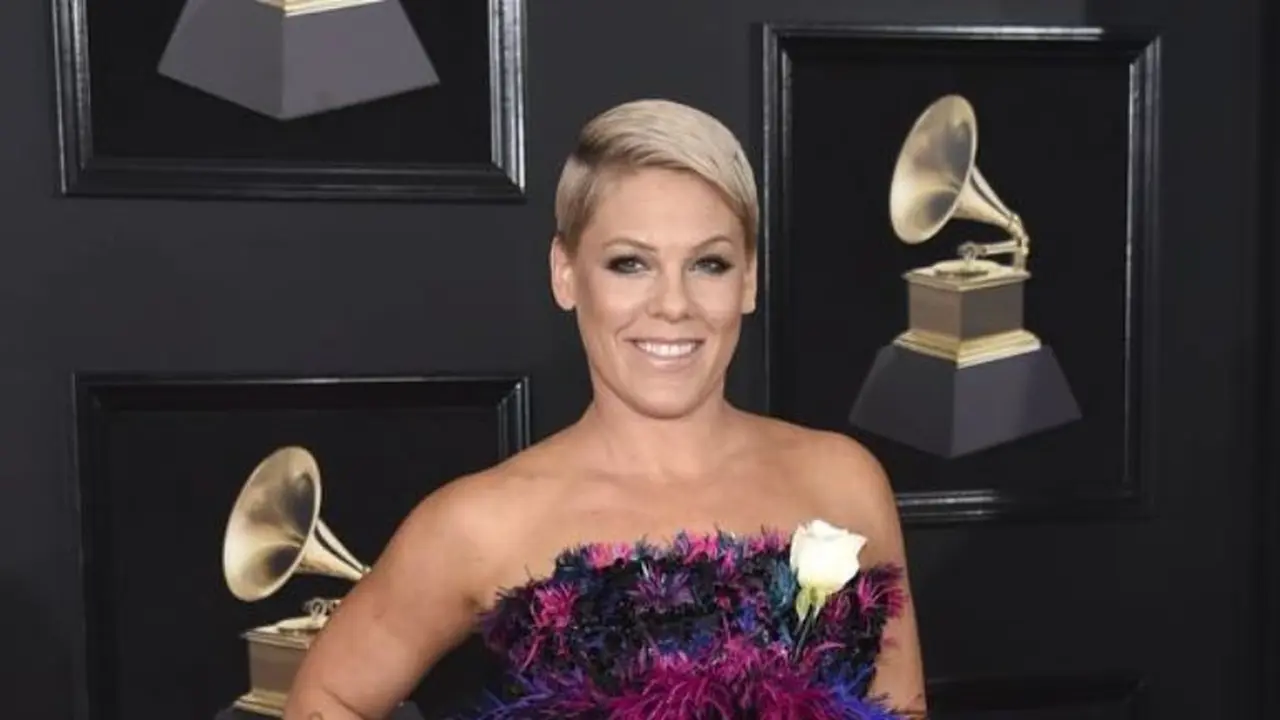 6 Selebritas Ini Tampil Nyentrik di Grammy Awards 2018