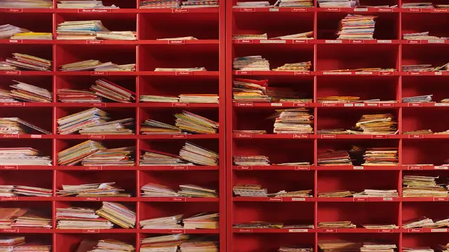 Foto surat-surat di kantor pos Sinterklas