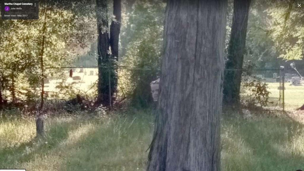 Penampakan anak kecil di kuburan (Google Maps)